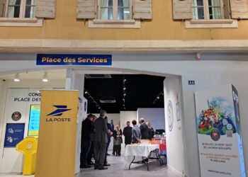 La Place des services de la Poste inaugurée à Mistral 7
