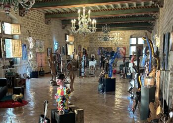 Le Pontet : la galerie Artophage investit le Château de Fargues