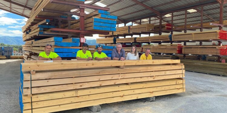 À Vaison-la-Romaine, Augier accompagne les projets de rénovation, construction et décoration depuis 125 ans