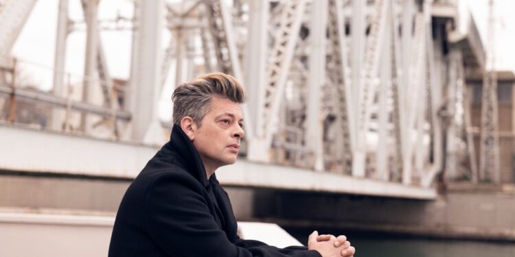 La tournée de Benjamin Biolay fait halte à la Salle de l’Étoile de Châteaurenard