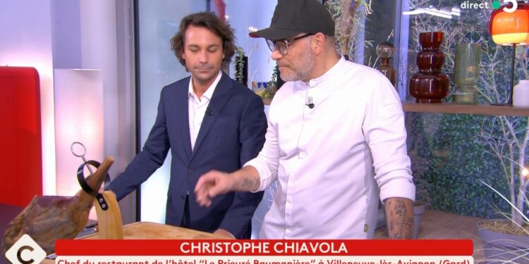 (vidéo) Christophe Chiavola, chef à Villeneuve-lès-Avignon, cuisine pour l’émission ‘C à vous’