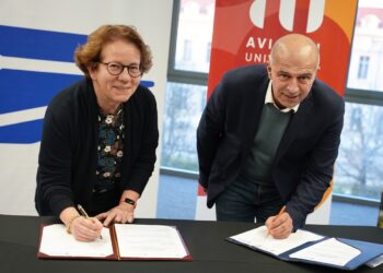 Avignon Université et La Poste s’allient en faveur de l’insertion professionnelle des étudiants