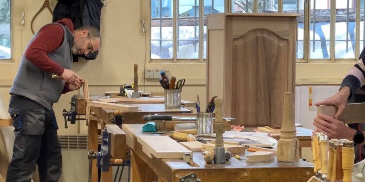 40 ans après sa création, l’ESEA continue de former les ébénistes de demain