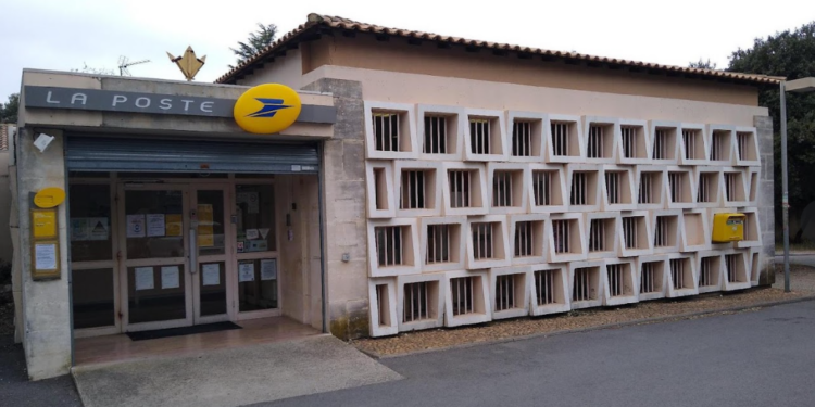 Les Angles, fermeture annoncée de La Poste, avenue Jules Ferry, ce 29 mars
