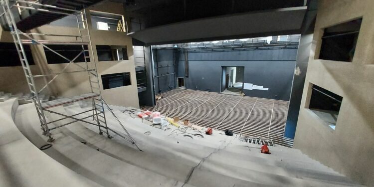 La société avignonnaise Citadis s’exporte en Corse pour réaliser une salle de spectacle