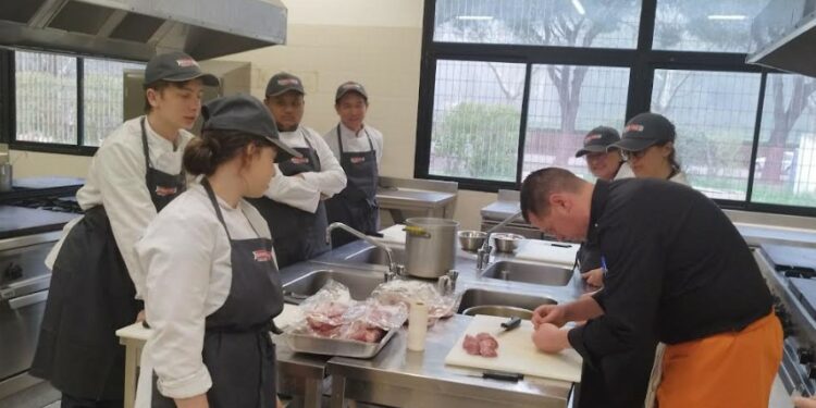 Cavaillon : un restaurant éphémère pour les demandeurs d’emploi