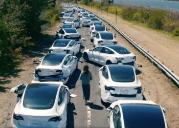 Retour au garage pour la voiture autonome