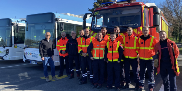Carpentras, les sapeurs-pompiers se forment aux risques ‘transport en commun’ chez Transcomtat