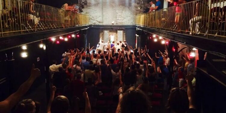 Avignon : le Rouge Gorge devient rose pour une soirée au profit de la lutte contre le cancer du sein