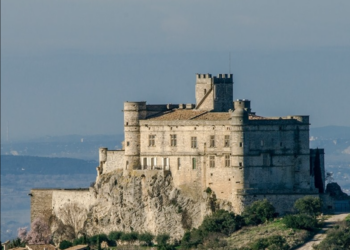 Château du Barroux, histoire d’une renaissance programmée à travers les siècles