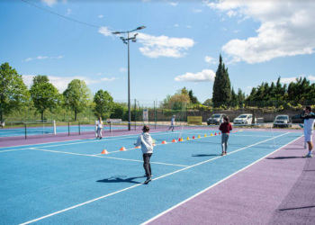 Travaux de rénovation : trois terrains de tennis remis à neuf à Lapalud