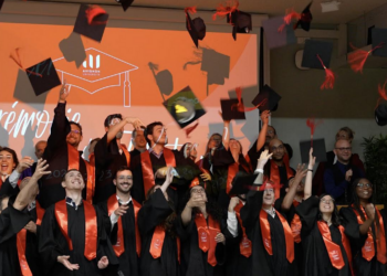 L’Université d’Avignon rend hommage à ses élèves docteurs diplômés