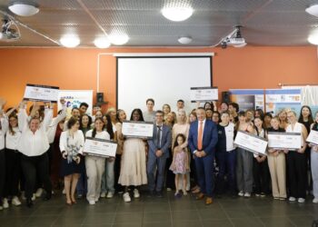 Harcèlement scolaire : la Région Sud remet un prix au lycée de Pertuis