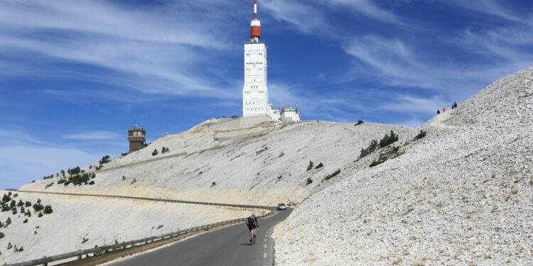 La gendarmerie renforce sa présence autour du Mont Ventoux
