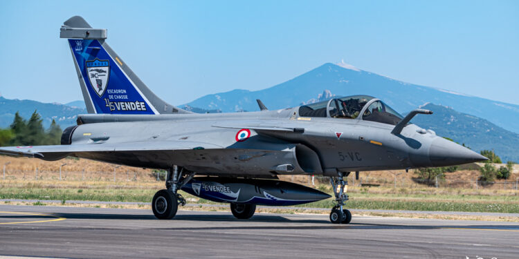 Le Rafale, fleuron de l’Armée de l’Air et de l’Espace, en majesté à Orange