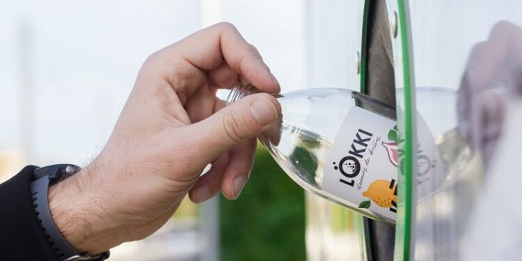 Emballage : l’entreprise cavaillonnaise Lökki kombucha mise sur le réemploi