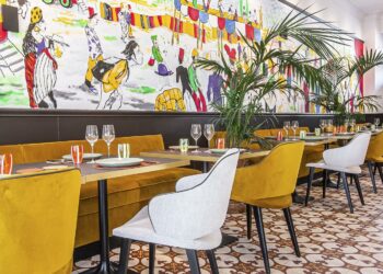 La Mère Germaine est partout chez elle à Châteauneuf-du-Pape : hôtel et restaurant étoilés, bistrot, boutique et vignes 