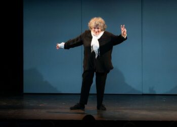 Coline Serreau seule en scène et sans filet à la Scala Provence