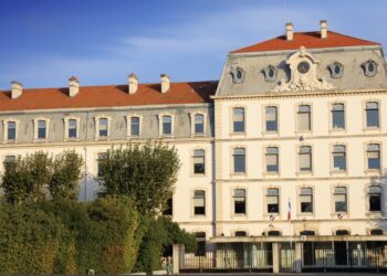 Vaucluse : la Préfecture et les services de l’État fermée pour le pont du 15 août 