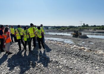 34 000 tonnes de pierres pour protéger Avignon des inondations grâce à un enrochement de la digue de la Durance