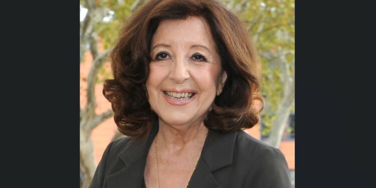 Décès de Marie-Josée Roig, Cécile Helle, maire d’Avignon lui rend hommage