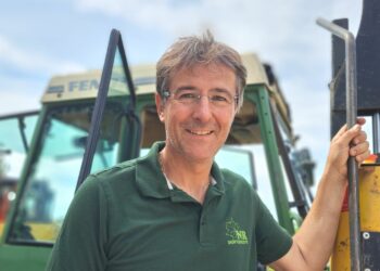 Jonquerettes : Nicolas Rogier, un authentique couteau suisse au service des viticulteurs et arboriculteurs