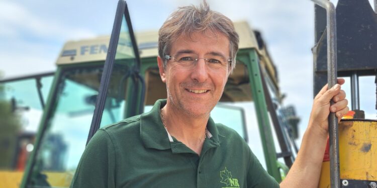 Jonquerettes : Nicolas Rogier, un authentique couteau suisse au service des viticulteurs et arboriculteurs