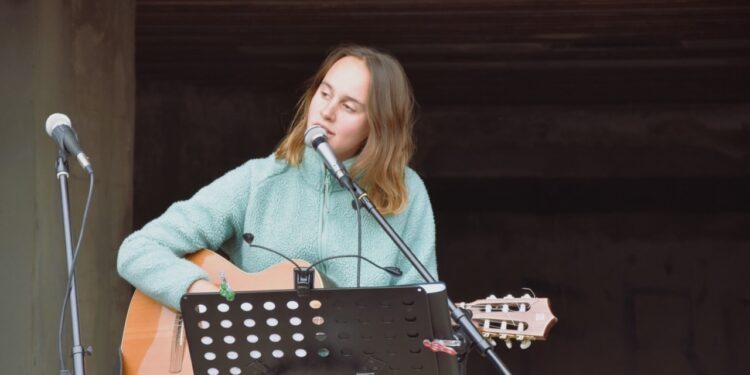 Avignon : une dizaine de candidats ouvriront la 25e édition du Festival de la chanson française