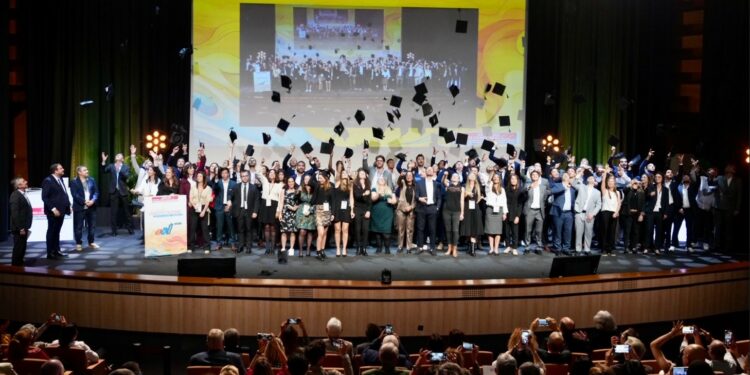 (Vidéo) Les nouveaux experts-comptables de la région prêtent serment