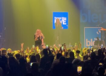 (Vidéo) France Bleu Live : salle comble pour Lara Fabian à Confluence Spectacles