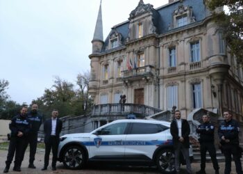 Politique sécuritaire à Courthézon, désormais 7 policiers municipaux, plus de caméras et une Renault Scénic