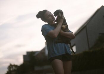 Soirée Cinéma en avant-première ‘Julie se tait’ avec les Soroptimist International Avignon ce jeudi 28 novembre