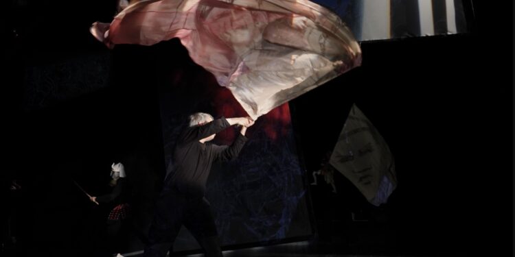 (Vidéo) ‘Mythos’, un spectacle d’une poésie absolue, à la Garance de Cavaillon