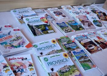 Le Petit Futé présente ses carnets de voyage ‘Ventoux des terres au sommet’ et ‘Sud Luberon’ à la Mirande