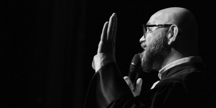 Avocat : l’éloquence puissance 20 sur la scène du Chêne noir