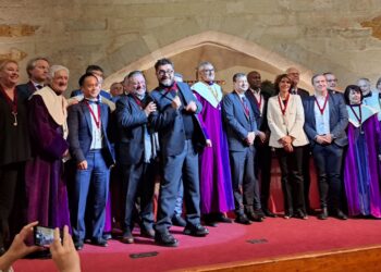 358e Chapitre de l’Échansonnerie de Châteauneuf-du-Pape à Avignon dans la majestueuse Salle du Conclave