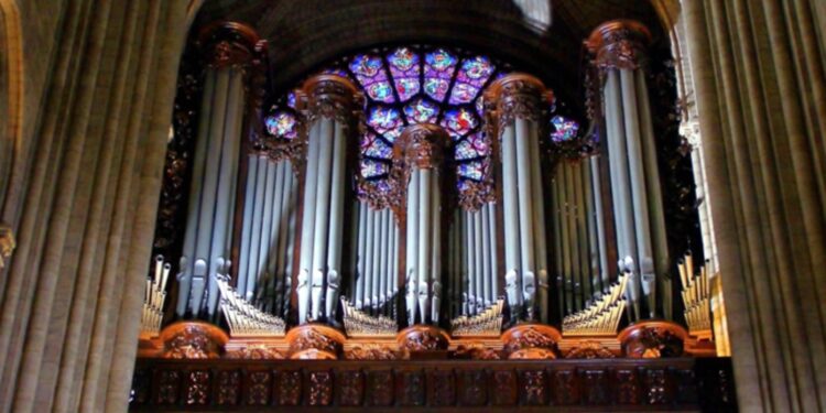 En attendant sa réouverture, point d’orgue de la restauration de Notre-Dame de Paris avec le Vauclusien Pascal Quoirin