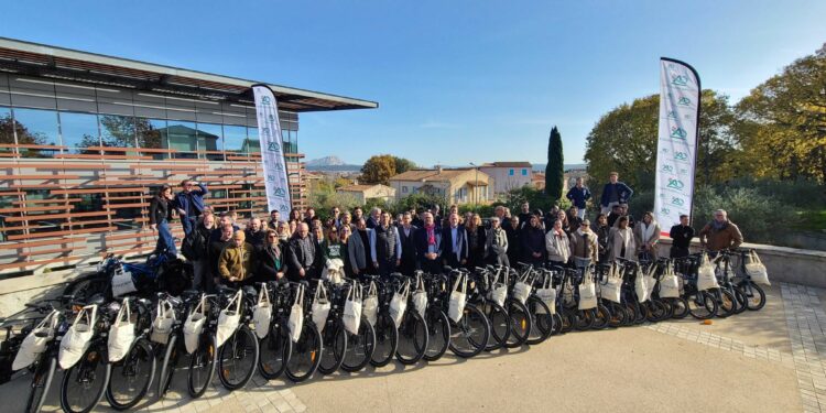 Le Crédit agricole Alpes-Provence offre des vélos électriques à ses collaborateurs