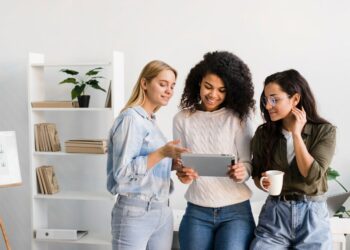 Orange lance la 7e saison de son programme ‘Femmes Entrepreneuses’