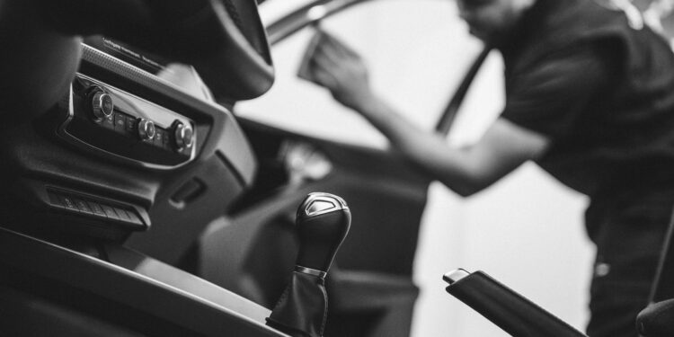 (Vidéo) Une nouvelle agence CosmétiCar ouvre sur le secteur Orange-Carpentras