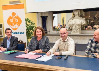 ‘Histoire d’eau’ entre la Communauté de Communes du Pays d’Orange en Provence et Suez