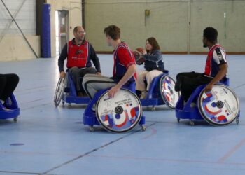 9 fauteuils offerts au club de basket-fauteuil de Carpentras