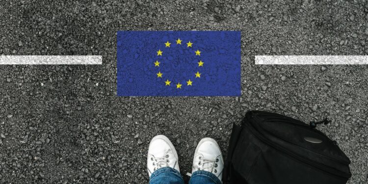 Quels pays européens expulsent le plus de ressortissants étrangers ?