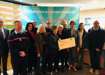 Le Département de Vaucluse a remis un chèque de 2206€ à l’AFM-Téléthon