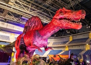 (Vidéo) Les dinosaures s’emparent du Parc des Expositions d’Avignon