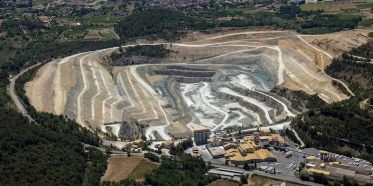 (Vidéo) Le Vaucluse, une terre de gypse pour Etex