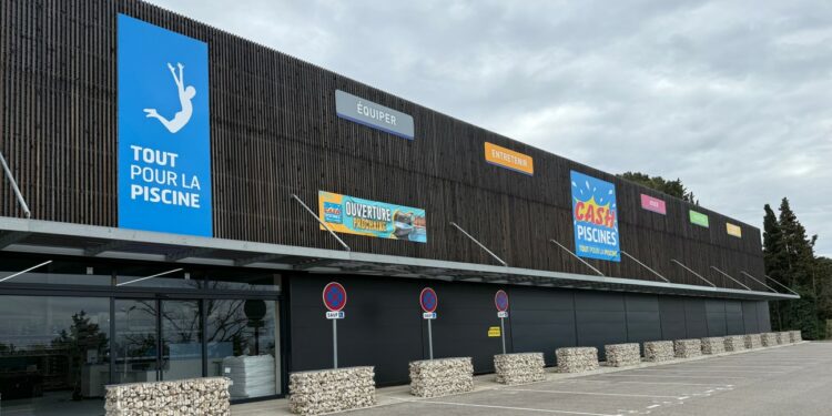 Cash Piscines s’implante à Bollène