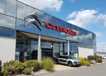 Midi Auto conserve Citroën et DS automobiles à Avignon et Tarascon