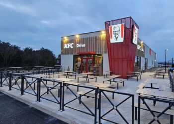 KFC ouvre un nouveau restaurant à Orange