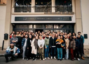 (Vidéo) Talents émergents et vedettes du rire se partageront la semaine à la Scala Provence